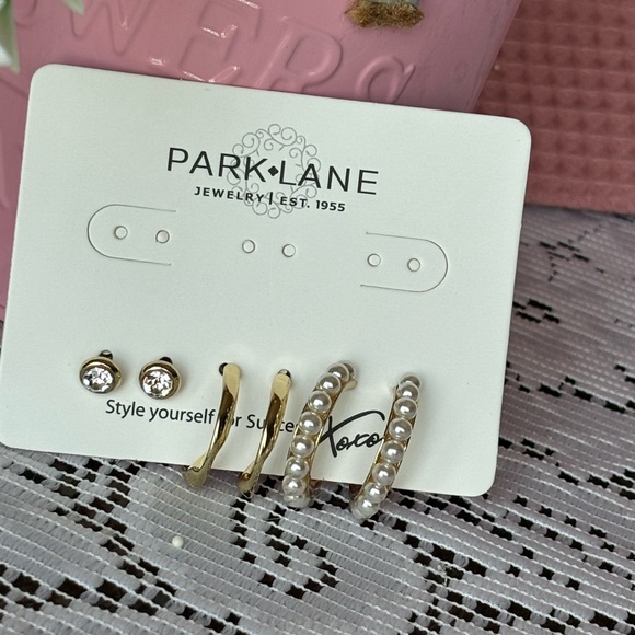 NWT Wren Set of 3 Earrings Stud and Hoops - Picture 3 of 7